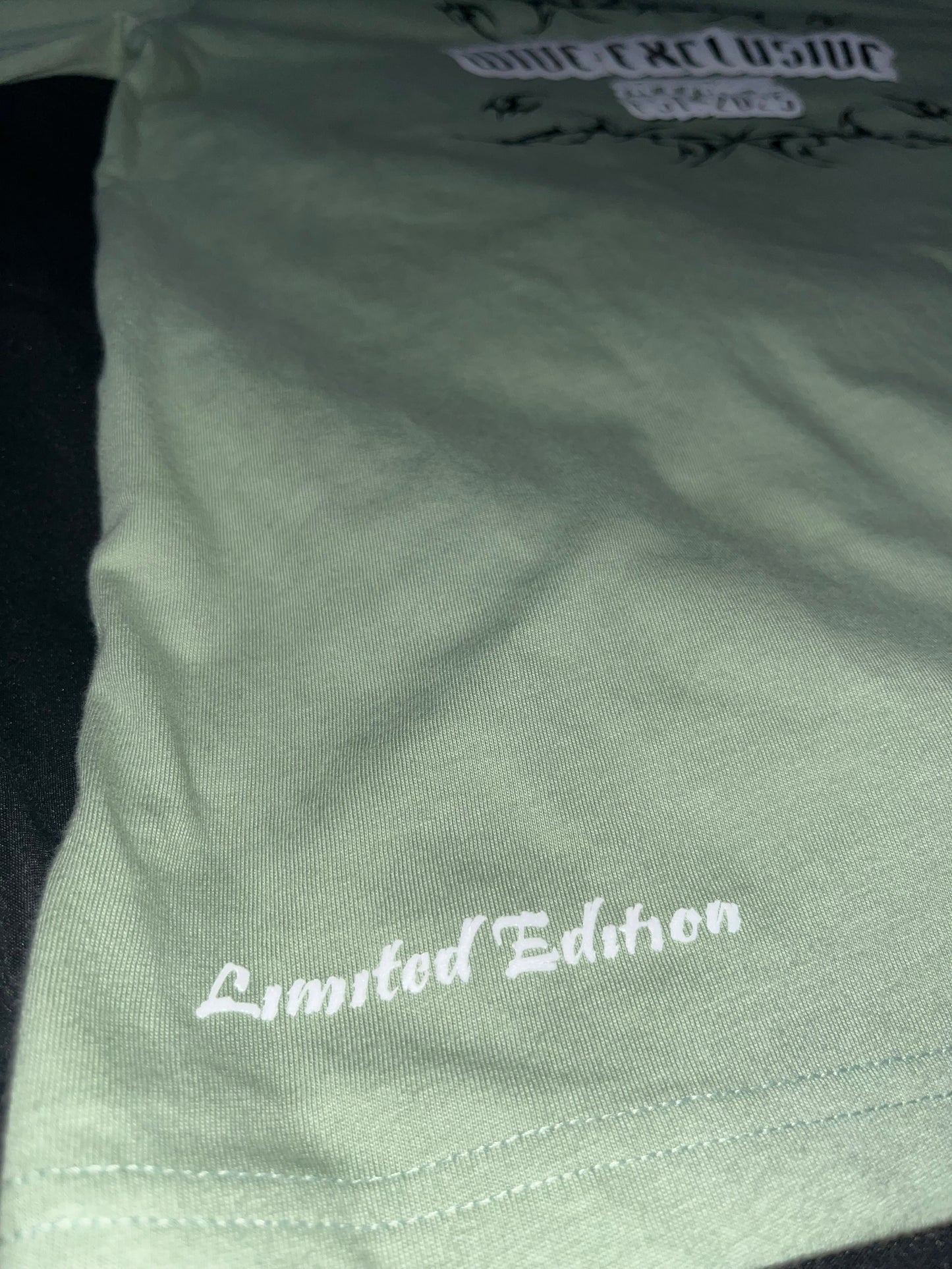 WIVE EXCLUSIVE APPAREL EST 2025 Limited edition