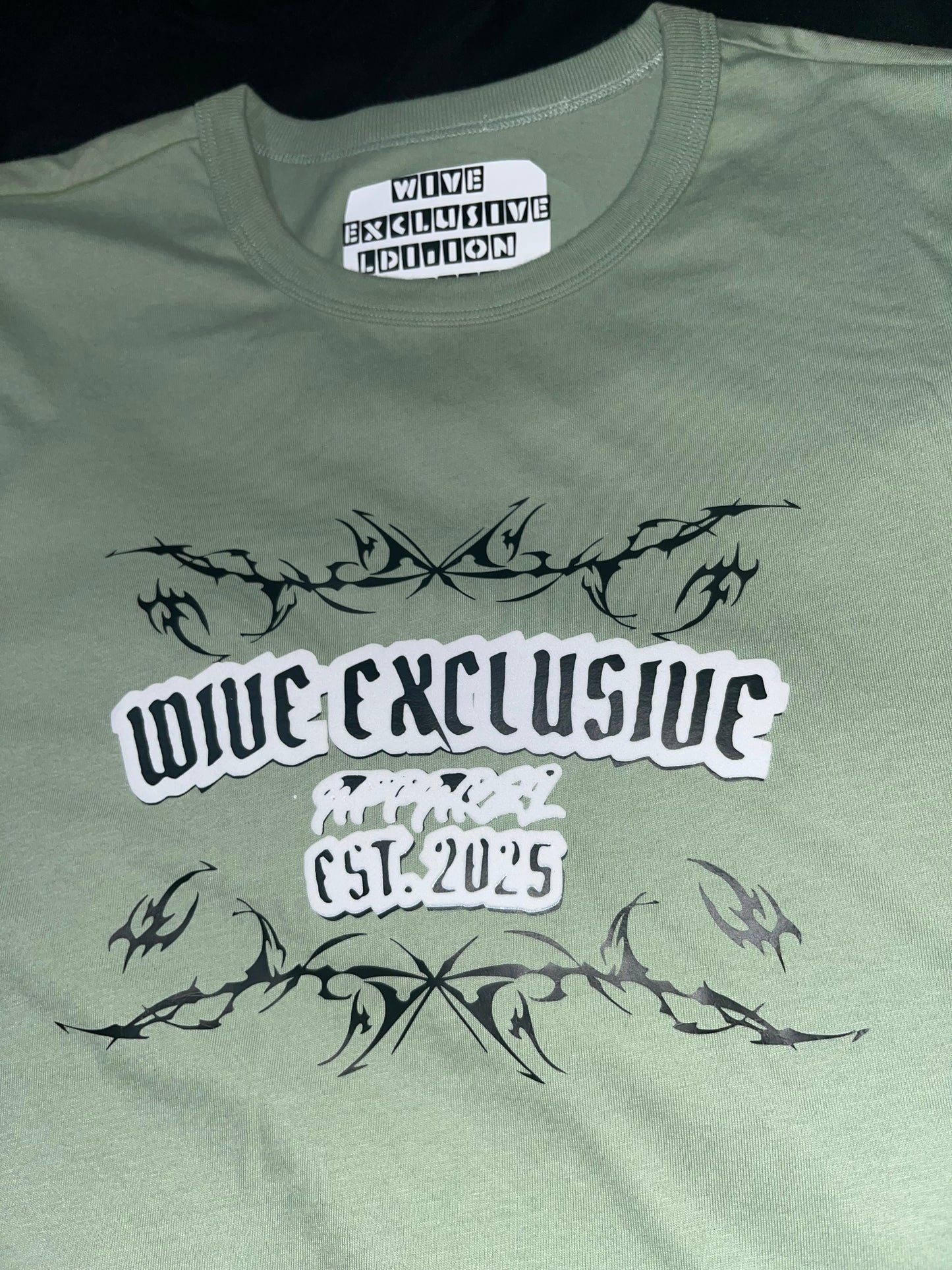 WIVE EXCLUSIVE APPAREL EST 2025 Limited edition